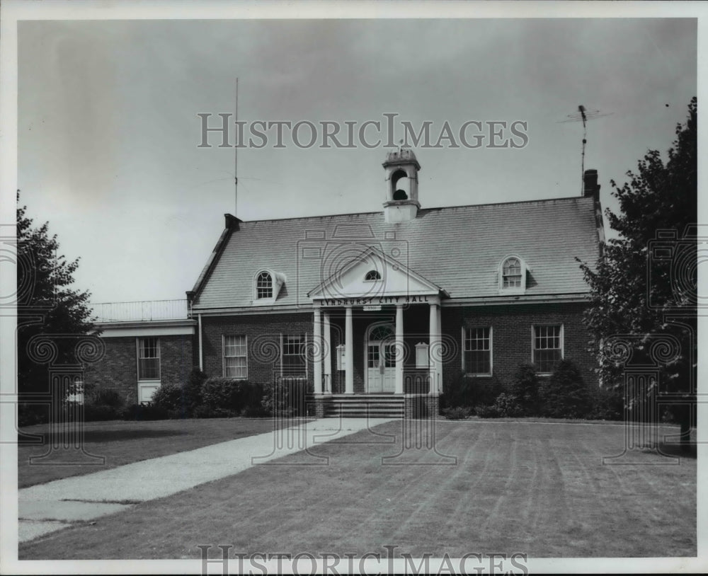 1970 Press Photo Lyndhurst City Hall, Lyndhurst, Ohio- Historic Images