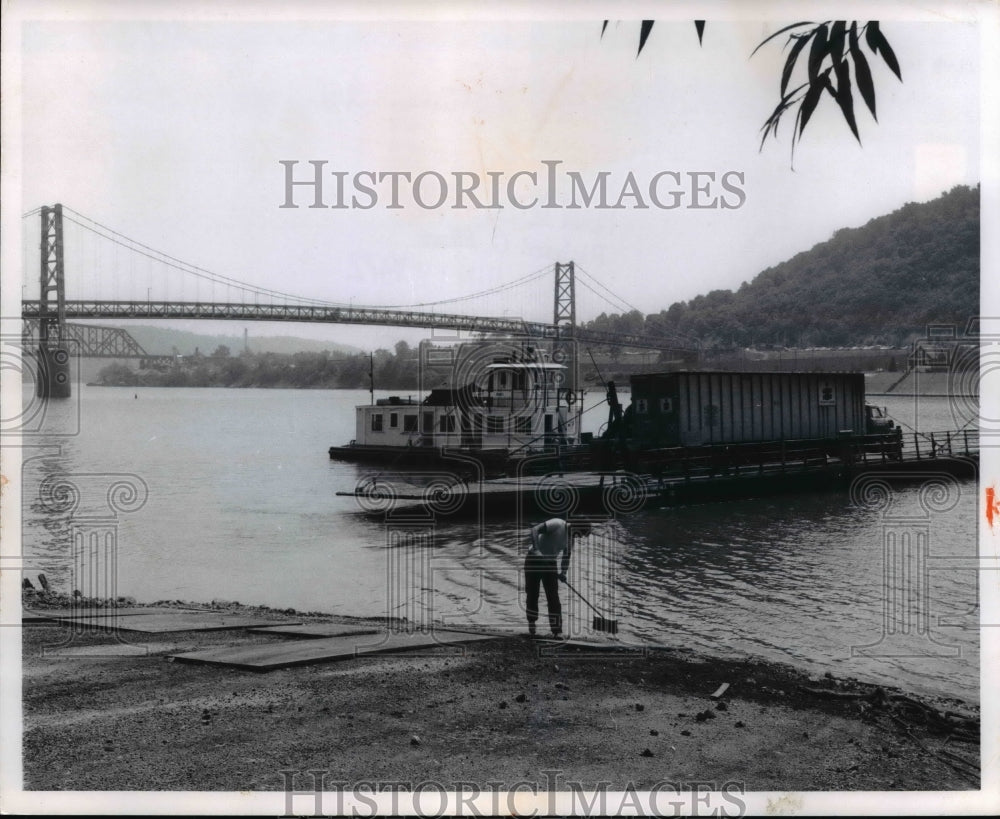 1972 Press Photo Perry Service - The Lady Mary, an Ohio River Tugboat- Historic Images