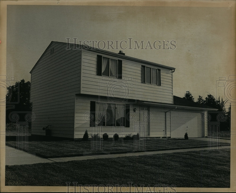 1971 Press Photo North Madison Winslow Home in Ohio- Historic Images