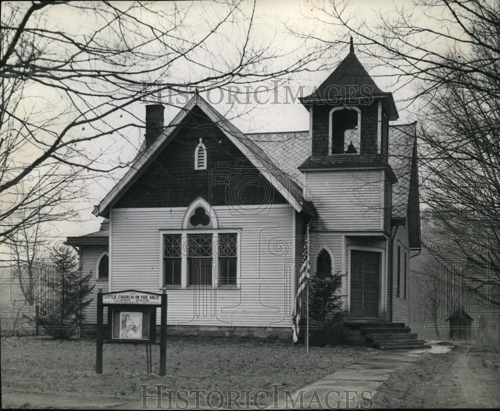 1943 Press Photo Little Church In The Vale, Gates Mills, Ohio - cvb05632- Historic Images