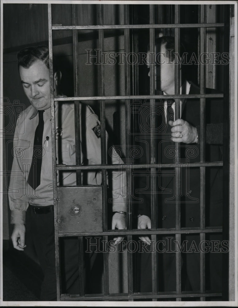 1954 Press Photo Dr. Sam Sheppard and Sheriff Kilroy- Historic Images