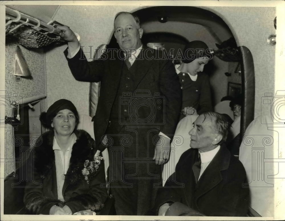 1932 Press Photo Mrs Franklin D Roosevelt heads back to New York from Georgia- Historic Images