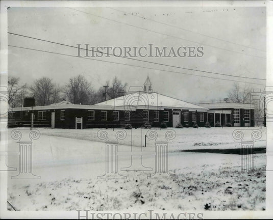 1957 Press Photo New Westlake Village hall-Ohio - cvb11119- Historic Images