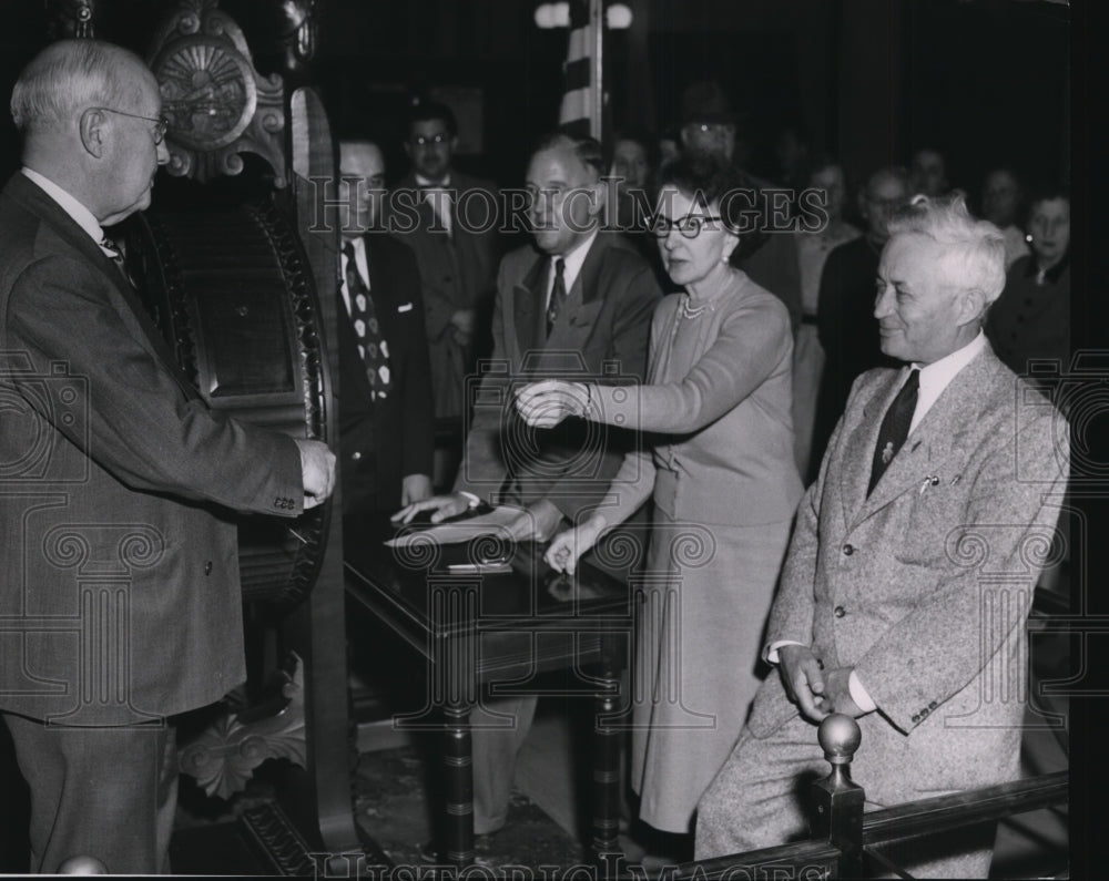 1954 Press Photo CA Dunham, Lewis J Bacsik, Florence M Slader, Leonard Fuerst- Historic Images