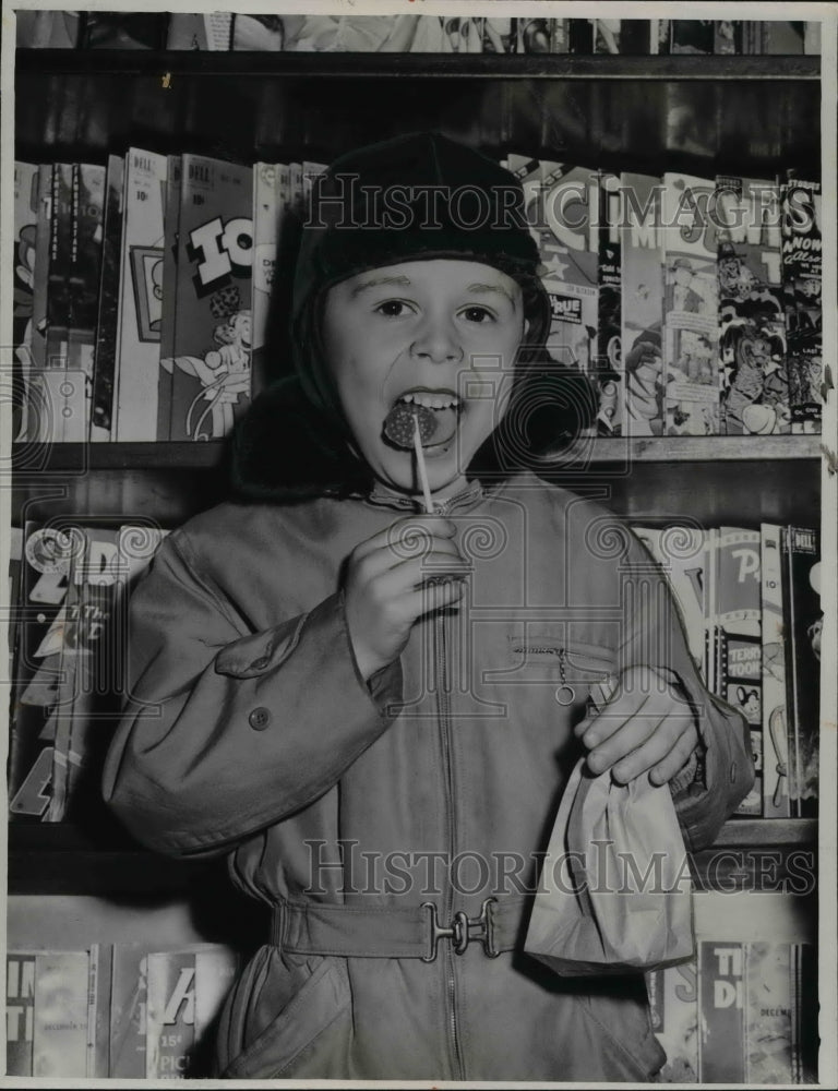 1950 Press Photo Alex Kristy, 6, 1722 Randall Rd. - cvb19980- Historic Images