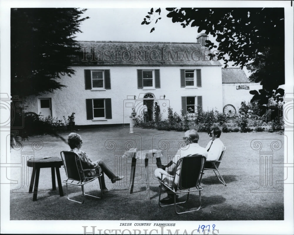 1930 Press Photo Irish Country Farmhouse, Ireland - Historic Images