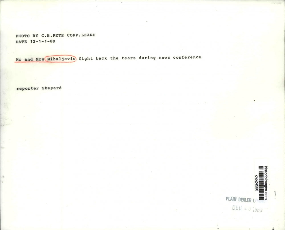 1989 Press Photo Mr. and Mrs. Mihaljevic-news conference - cvb24560