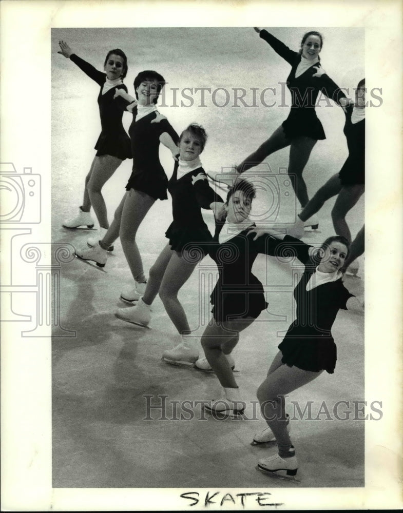 1990 Press Photo Members of Garfield Hts. Rec. Dept. Seniors Precision team- Historic Images