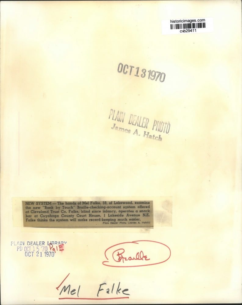 1970 Press Photo The hands of Mel Falke, of Lakewood - cvb29411