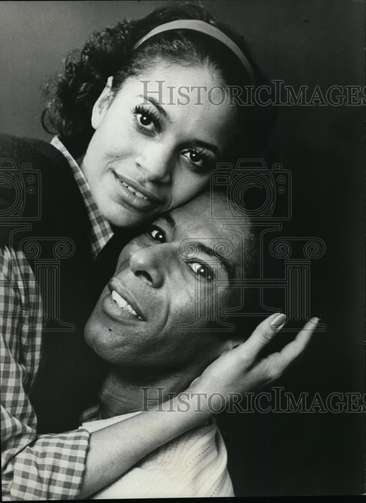 1974 Press Photo Deborah Allen and Robert Jackson in Raisin- Historic Images