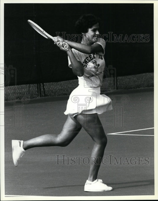 Press Photo Cecelia Fernandez - cvb32511- Historic Images