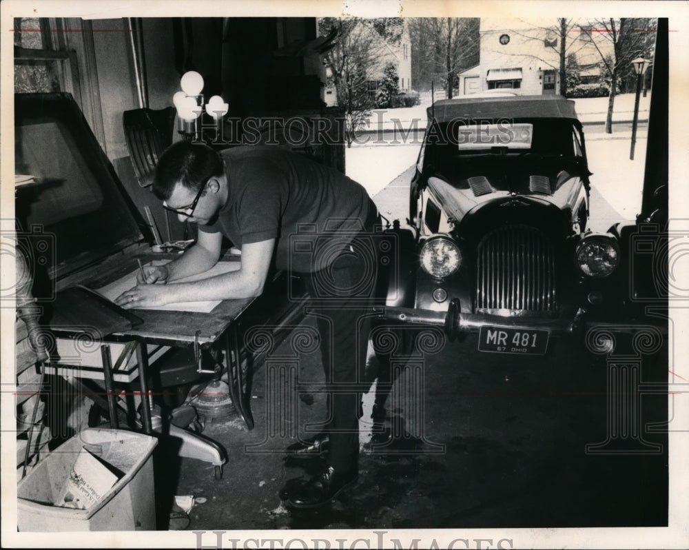 1968 Press Photo Elwyn Mehlman-Morgan Automobiles-1964 - cvb33735