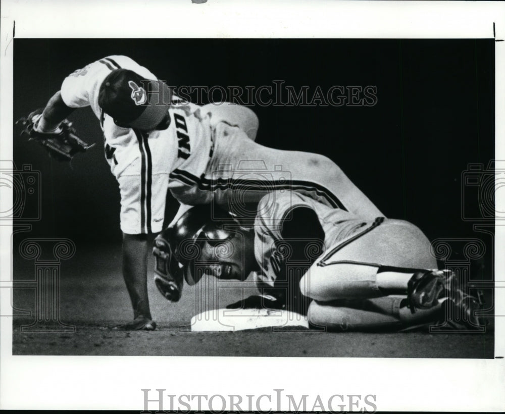 1989 Press Photo Phil Bradley, Jerry Browne-baseball - cvb33899- Historic Images