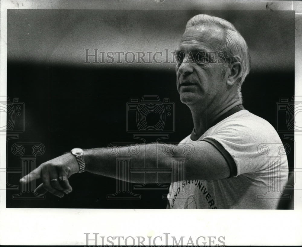 1982 Press Photo CSU Coach Ray Derringer - cvb35409- Historic Images