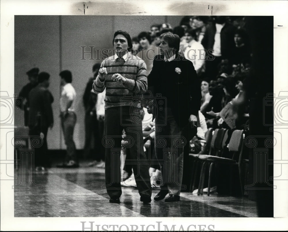 Press Photo St. Joe Coach Mike Mohen and Assistant Mike Guilfoyle - cvb35424- Historic Images