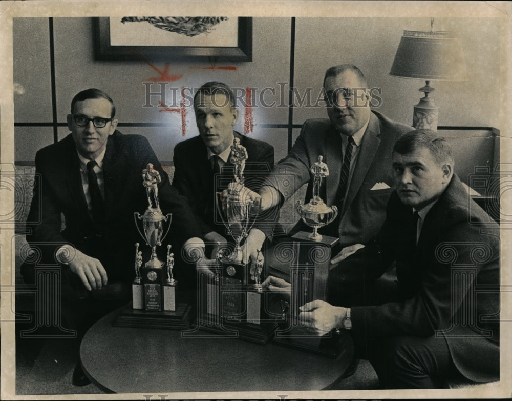 1969 Press Photo Jim Gorsline - cvb35449