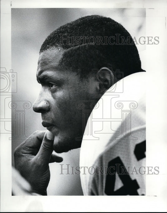 1989 Press Photo Tony Baker, running back for the Browns football - cvb35744- Historic Images