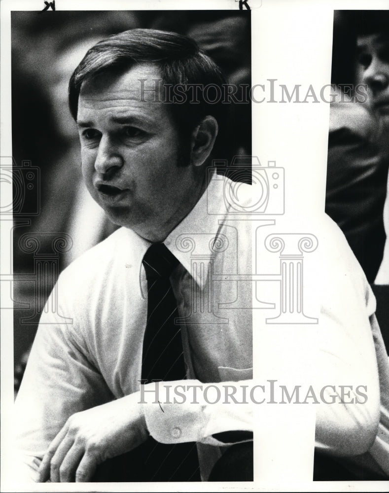 Press Photo Eldon Miller-basketball coach - cvb35927- Historic Images