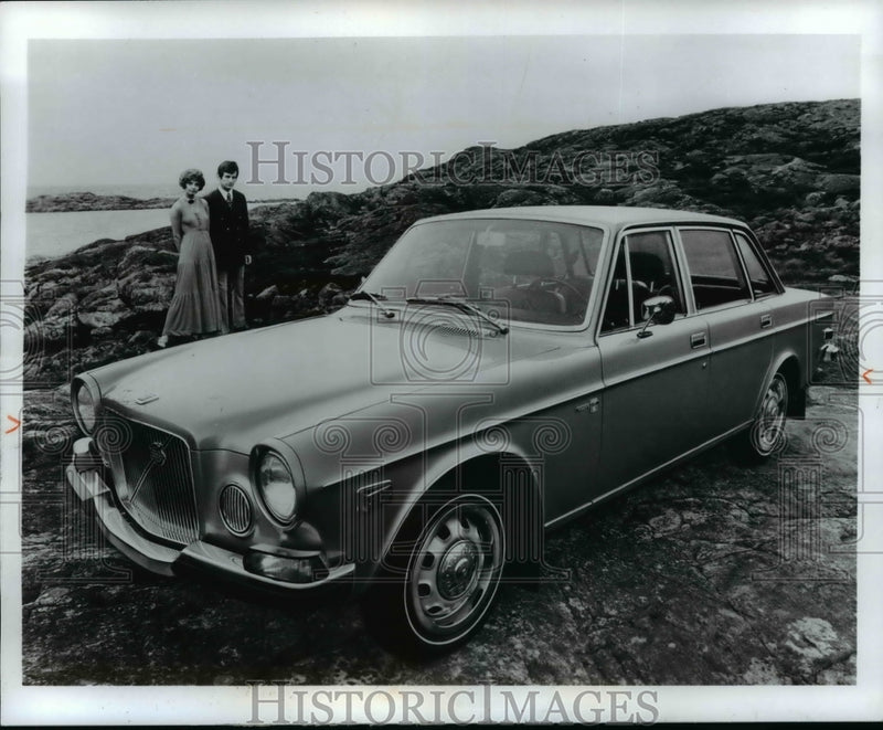 Load image into Gallery viewer, 1972 Press Photo The Volvo 164 E - cvb37293
