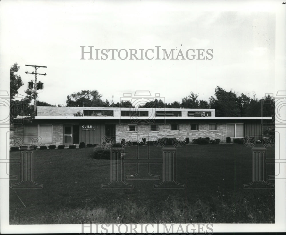 1966 Press Photo The Guild Metal Joining Equipment Co. 7271 Division St. Bedford- Historic Images