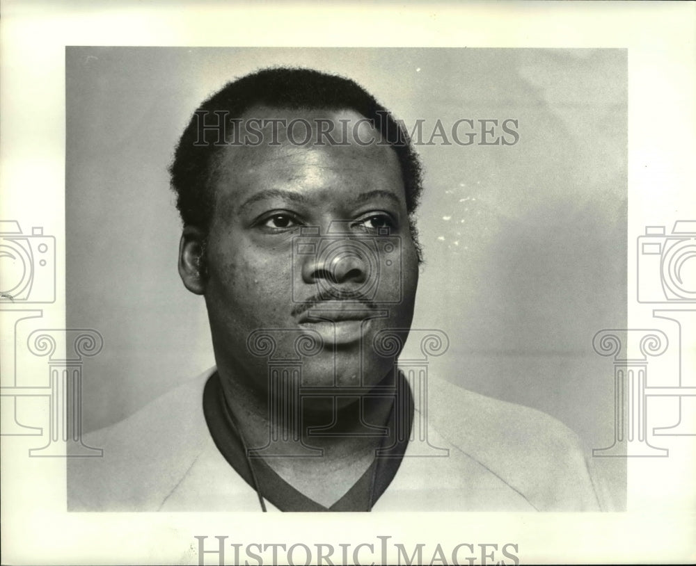 1985 Press Photo Collinwood wrestling coach Ron Alexander - cvb38912- Historic Images