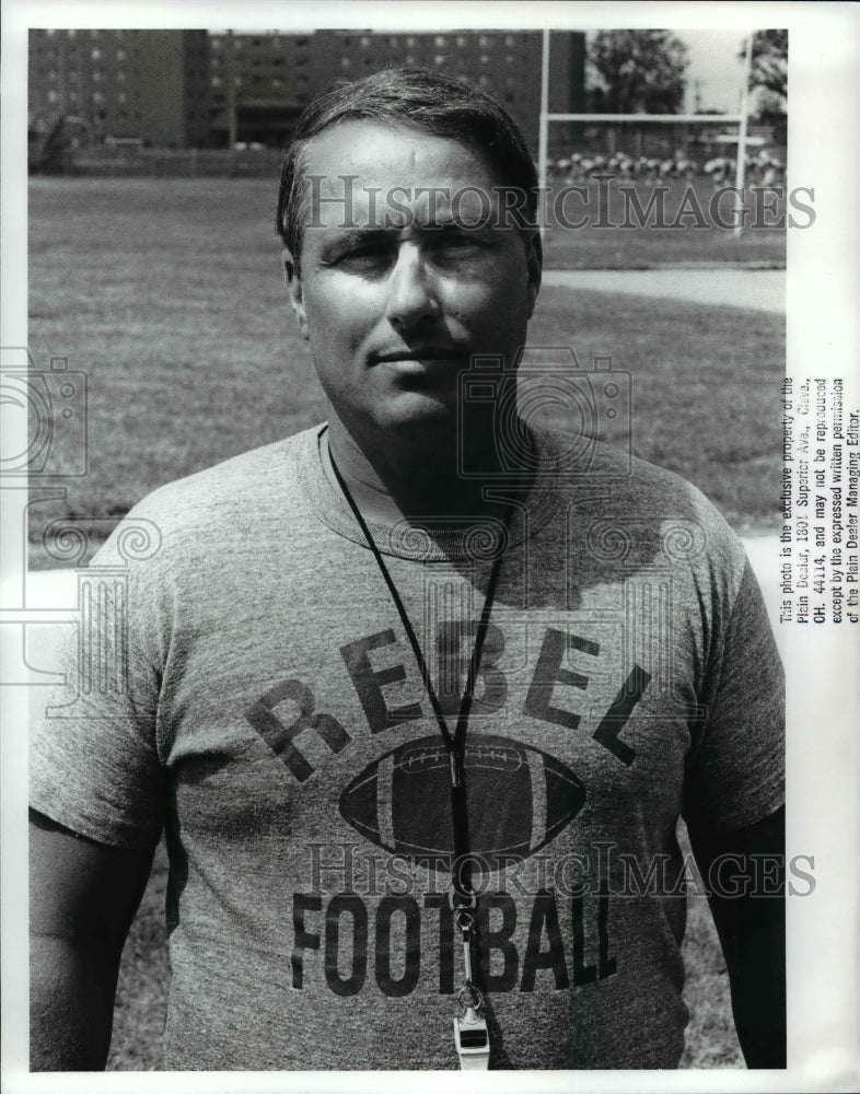 1988 Press Photo Dan Hoffman Willoughby South High Football - cvb39344- Historic Images