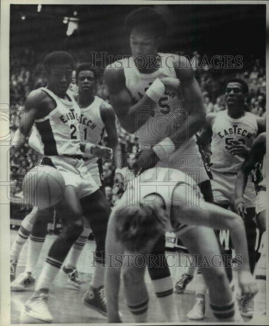 1972 Press Photo East Tech High Basket Ball 1971-72 - cvb40148- Historic Images