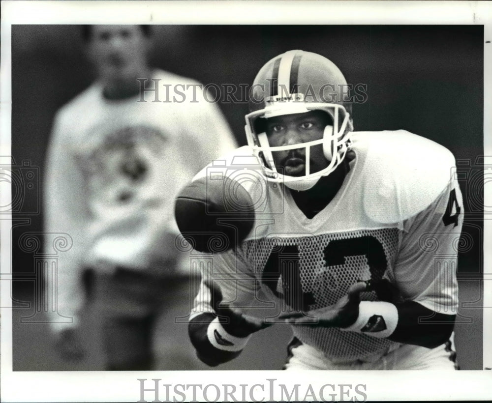 1987 Press Photo David Verser, Browns new wide receiver. - cvb41062- Historic Images