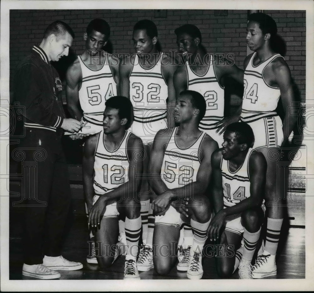 1968 Press Photo John Adams High Basketball Team- Historic Images