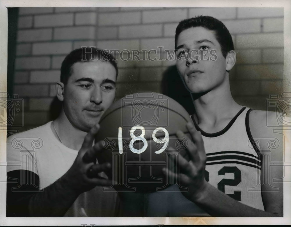 1961 Press Photo Carl Falivene and Bill Drenser, Holy Name High School- Historic Images