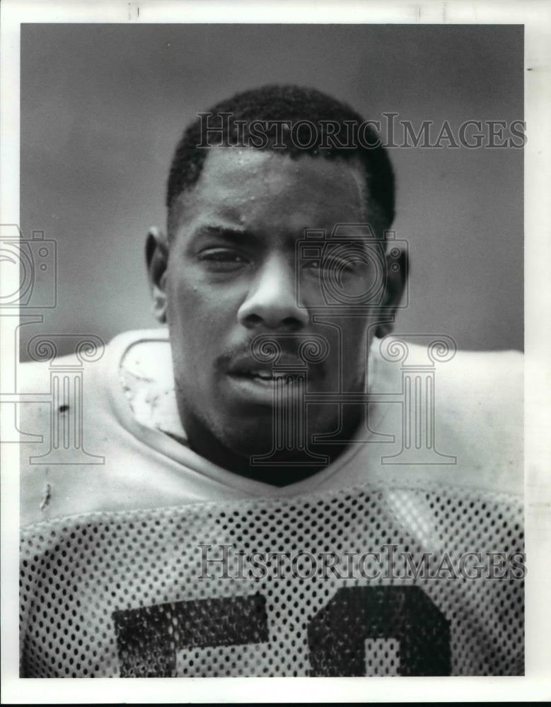 1989 Press Photo Terry Roscoe, nose tackle for Euclid - cvb41515- Historic Images