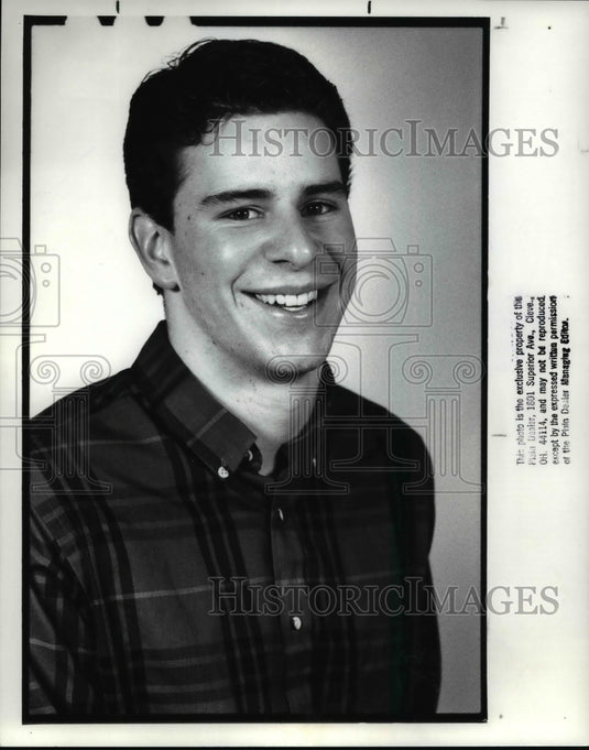 1988 Press Photo Rob Svets, St. Ignatius, Swimming player of the week- Historic Images