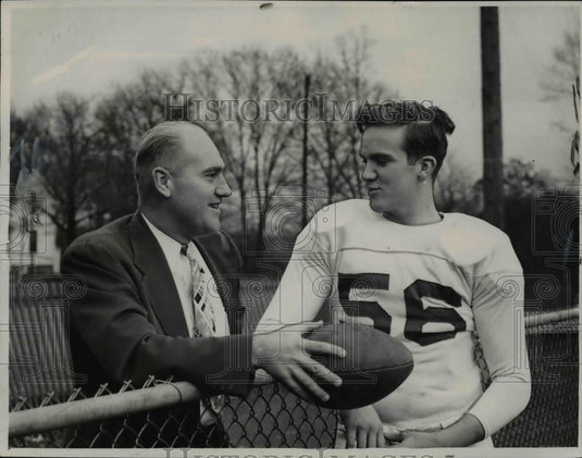 1948 Press Photo Jack Llewellyn- Bay Village,Football coach Bell Enyarto- Historic Images