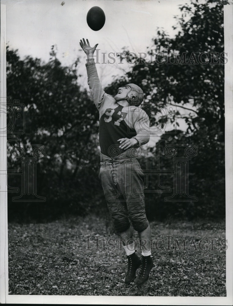 1940 Press Photo East High football player-Stan Carras - cvb43595- Historic Images