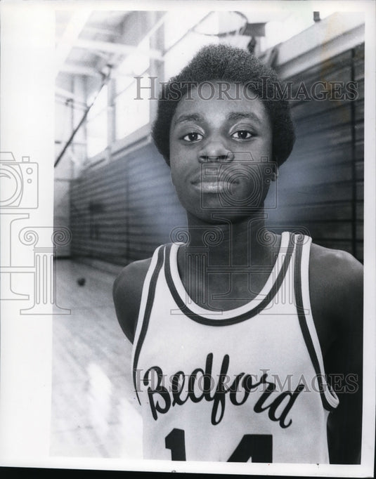 1977 Press Photo Jeff Hoey-Bedford High basketball player - cvb43790- Historic Images