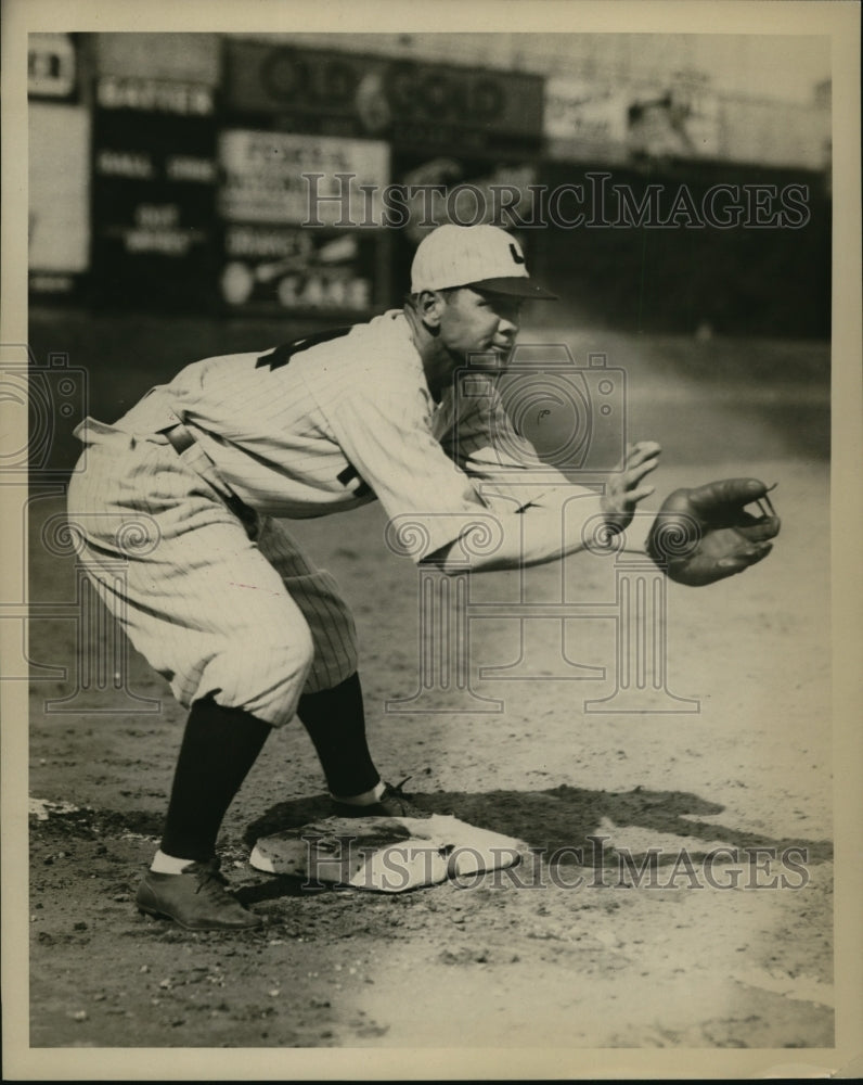 1931 Press Photo Bill Pickhening, Infielder- Historic Images