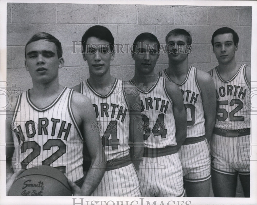 1969 Press Photo Mike Crowe and Mike Justice, East Lake North basketball in Ohio- Historic Images