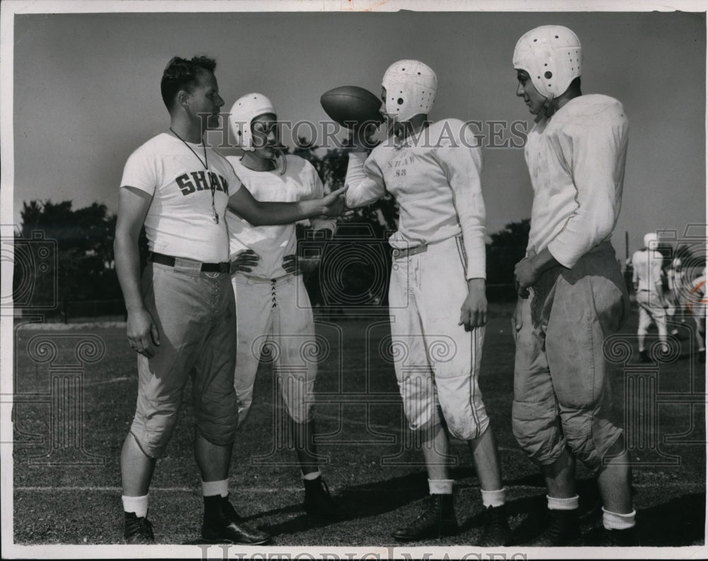 1950 Press Photo Shaw Hi Football players, 1950 - cvb44595- Historic Images