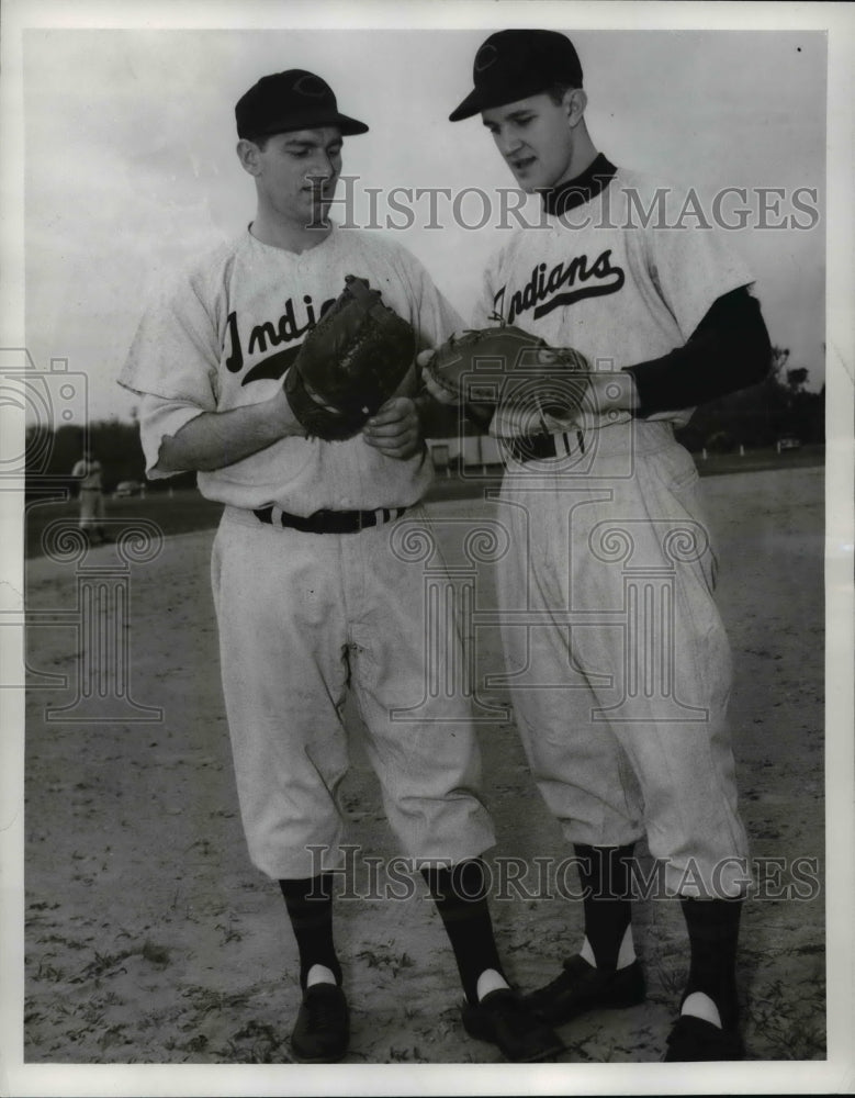1954 Press Photo L-R; Bill Glynn and Joe Macko, Cleveland Indians - cvb44996- Historic Images