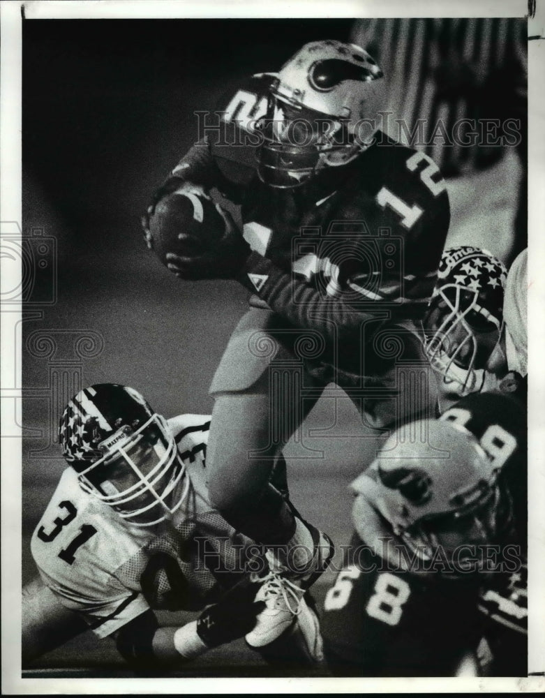 1989 Press Photo St. Joseph High School quarterback Tony Miller - cvb45288- Historic Images