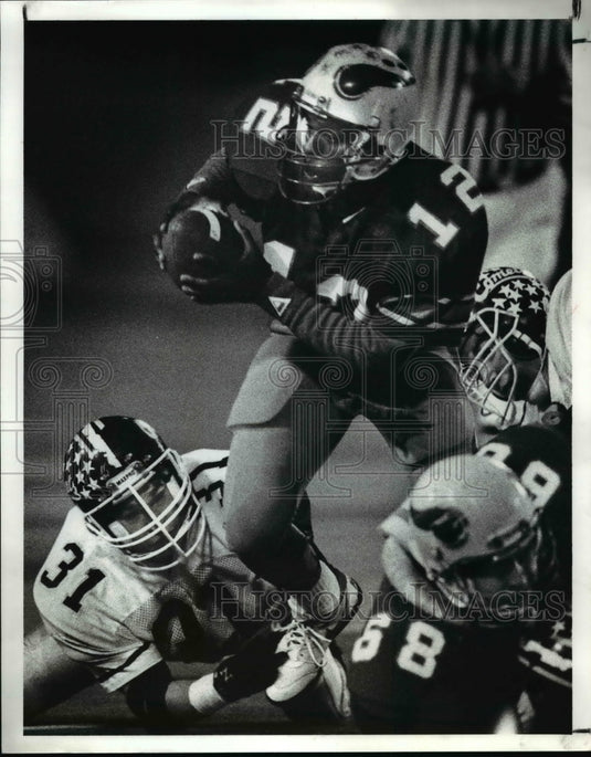 1989 Press Photo St. Joseph High School quarterback Tony Miller - cvb45288- Historic Images