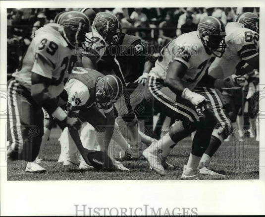 Press Photo Football Scene - cvb45558- Historic Images