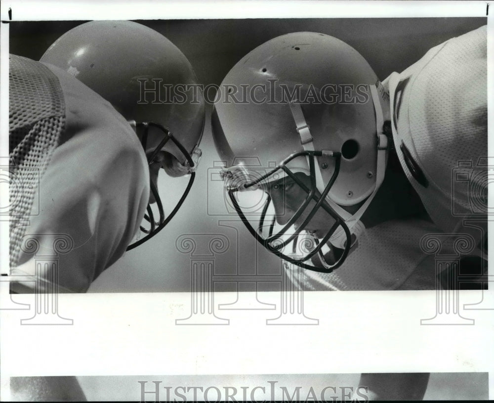 1987 Press Photo Chris Sestili St. Edward defensive player - cvb47152- Historic Images