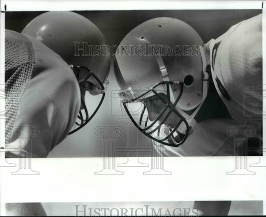 1987 Press Photo Chris Sestili St. Edward defensive player - cvb47152- Historic Images