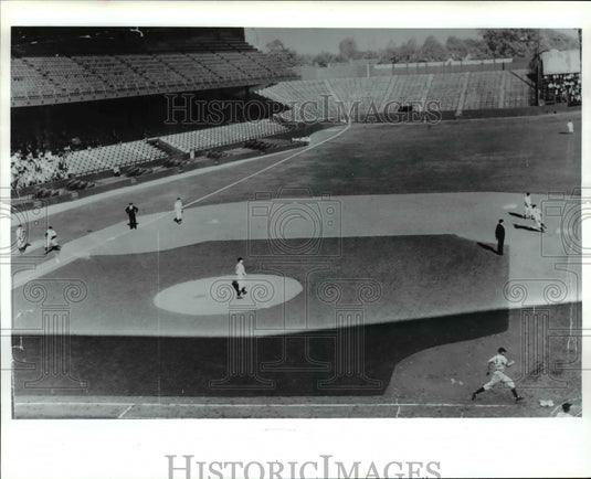 1991 Press Photo Action during an Indians game at League Park - cvb47523- Historic Images