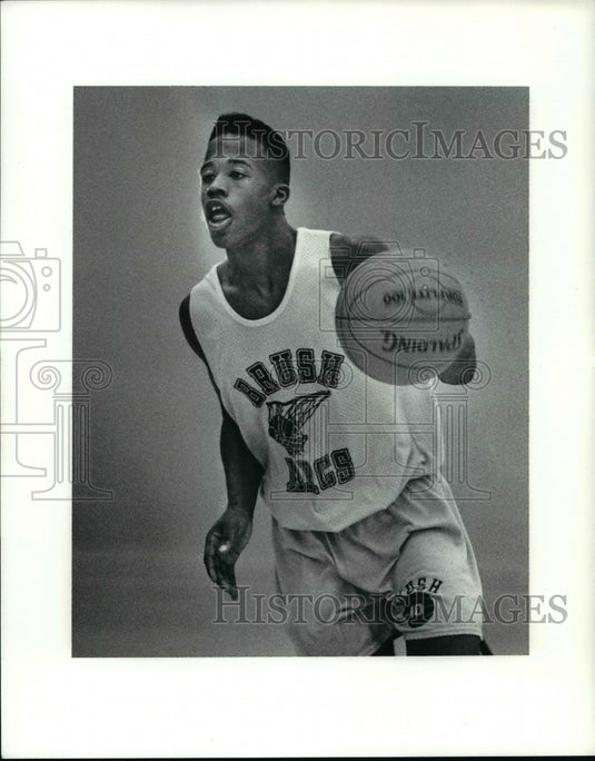 Press Photo Duwhan Bird dribbles down court during practice - cvb48264- Historic Images