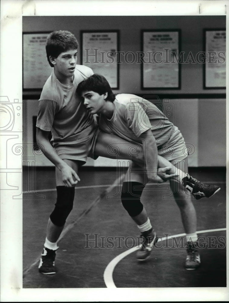 1987 Press Photo Alan Fries and Jason Hackett-St. Edward - cvb48666- Historic Images