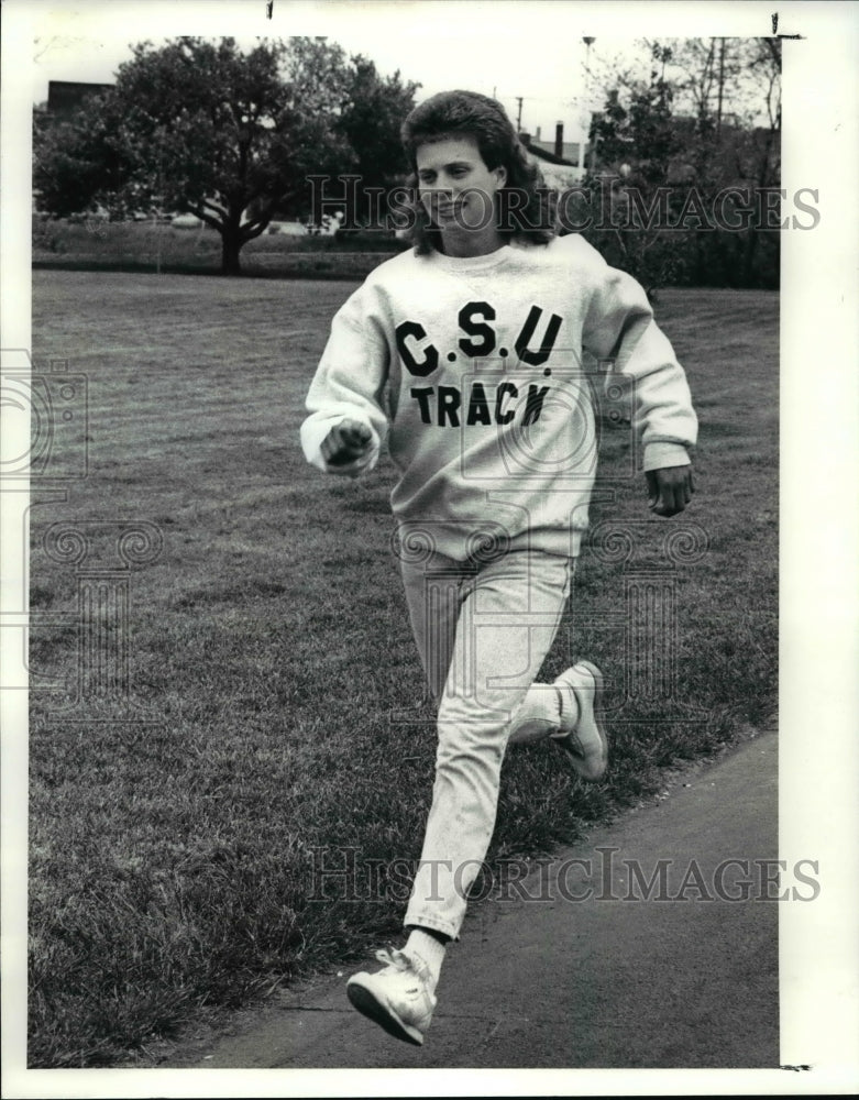 1990 Press Photo Kim Svendsen, C.S.U runner - cvb48818- Historic Images