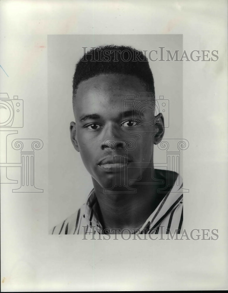 1990 Press Photo Player of the Week. Gary Meeks, Euclid Boys Basketball- Historic Images