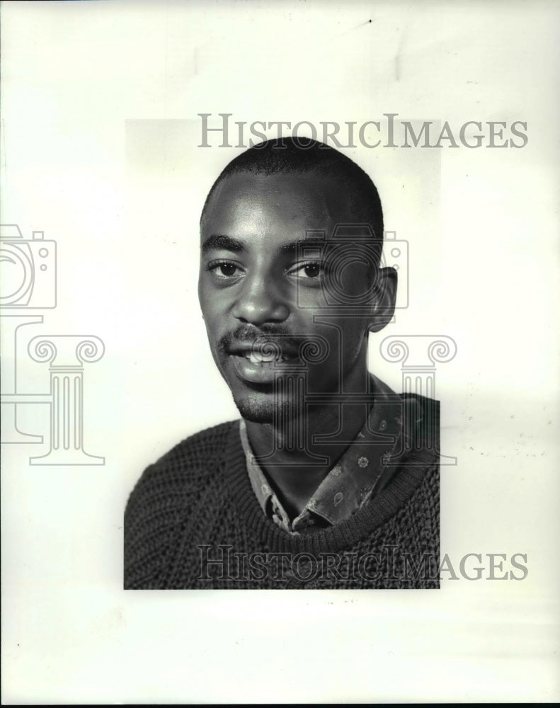 1988 Press Photo PD Player of the Week, Reggie Reed, East Tech track team- Historic Images